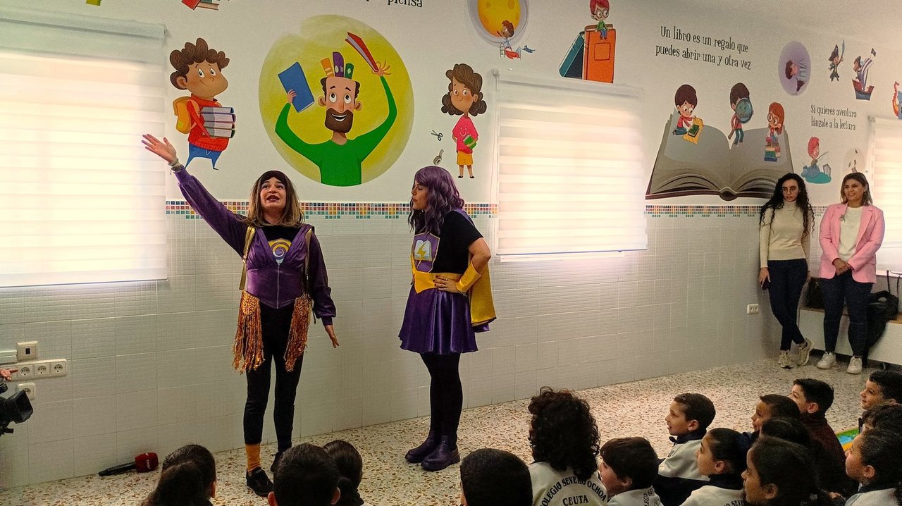 La Capitana Violeta y Super Croqueta promueven la igualdad a través de los cuentos
